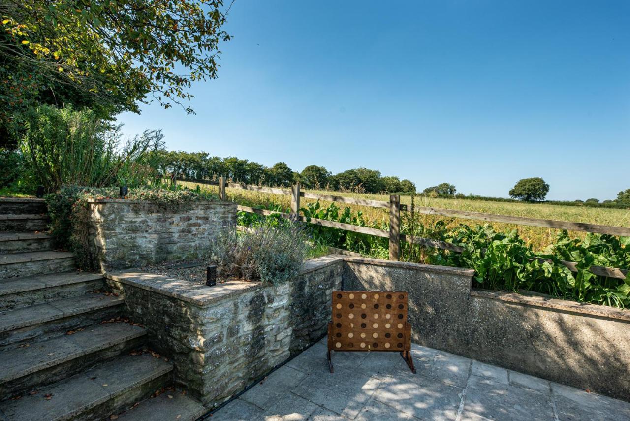 Villa Wisteria View Chippenham  Exterior foto